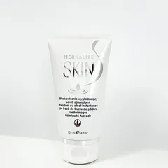 Exfoliant cu efect instantaneu pe baza de fructe de padure